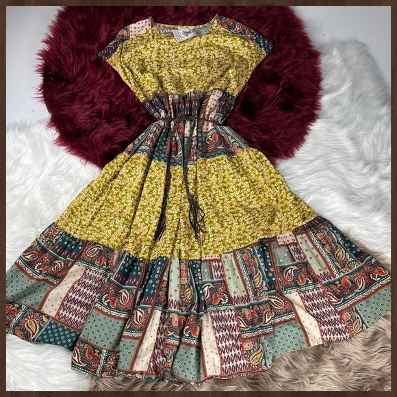 EASEL "Pretty Days" Cottagecore Mix Print Free Flow & Relaxed Pleated Maxi Dress - Picture 3 of 16